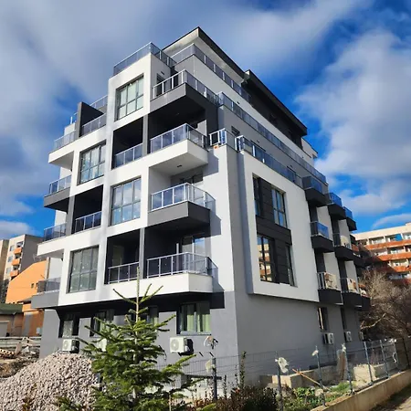 Apartmán Continental 2 *